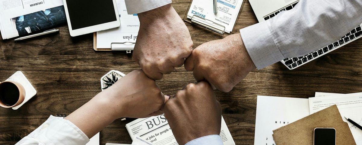 teamwork, cooperation, brainstorming-3213924.jpg